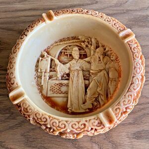 SCULPTED ASHTRAYD‎ VINTAGE